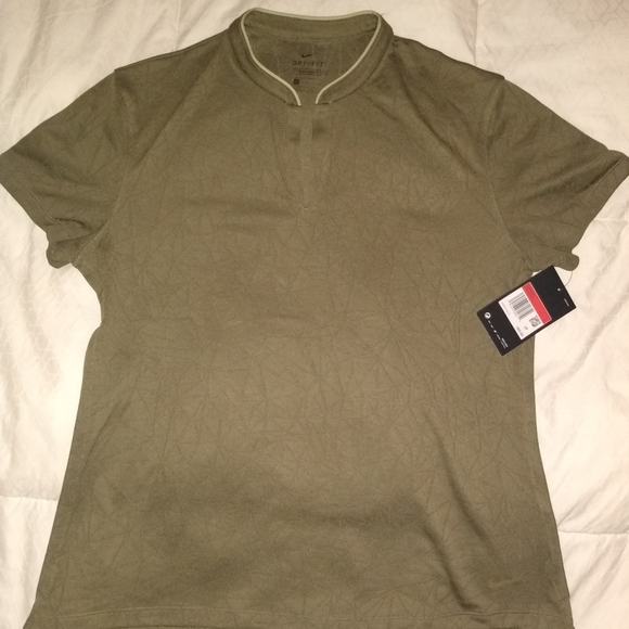 🚩NWT Nike Dri Fit Shirt Women's Size L - Picture 1 of 8